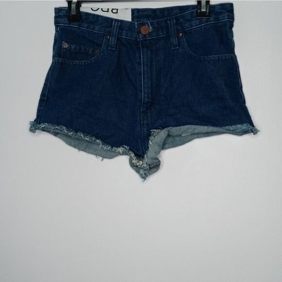 Urban Outfitters BDG high rise cheeky jean shorts size 26 - Picture 1 of 6